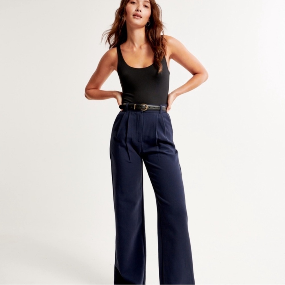 Abercrombie & Fitch Navy sloane Trousers